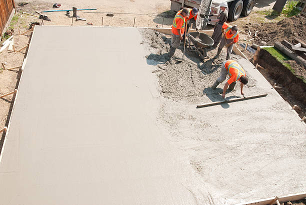 Best Commercial Concrete Contractor  in Niantic, CT